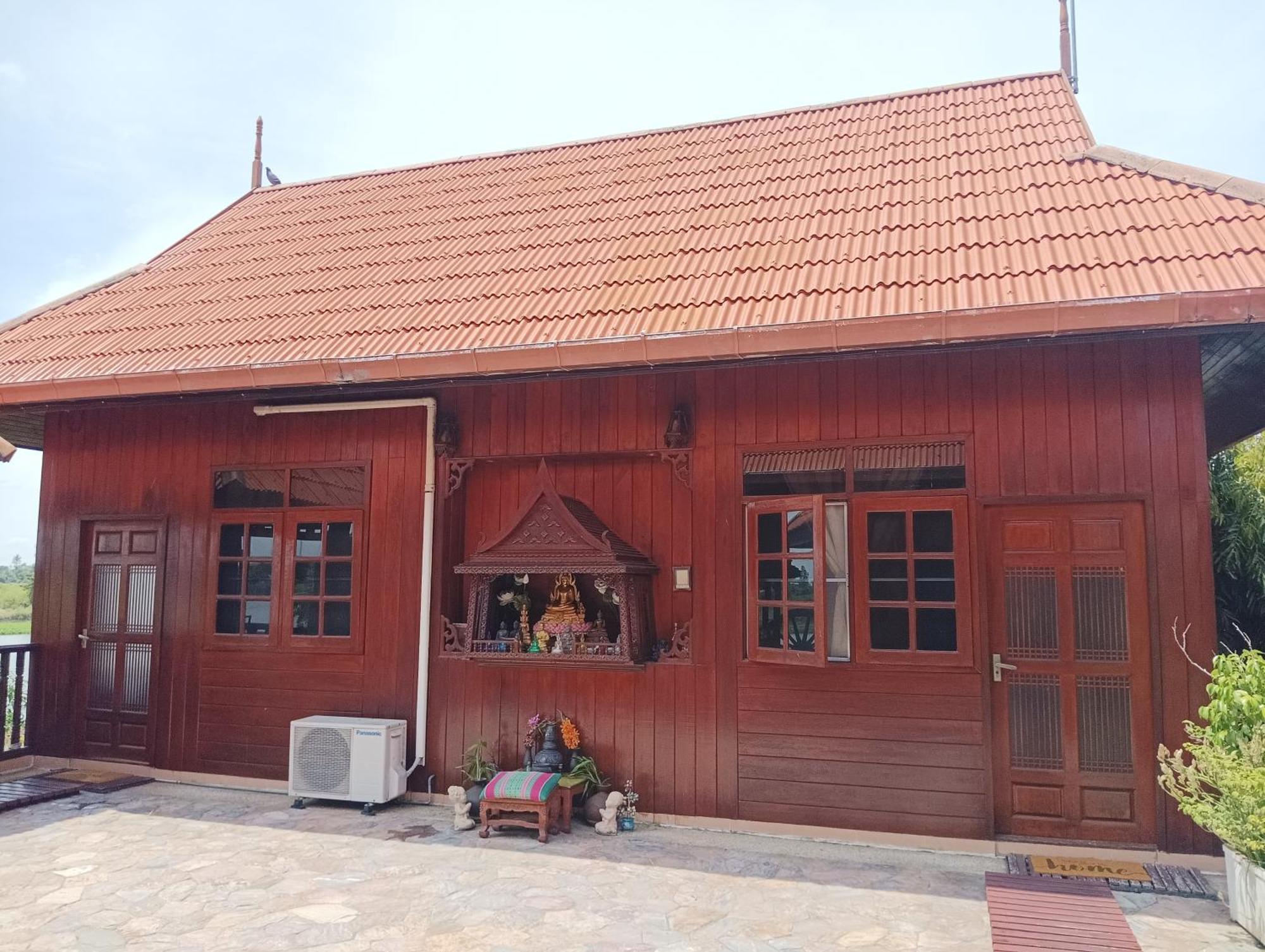 Hidden Holiday House Ban Don Faek Room photo