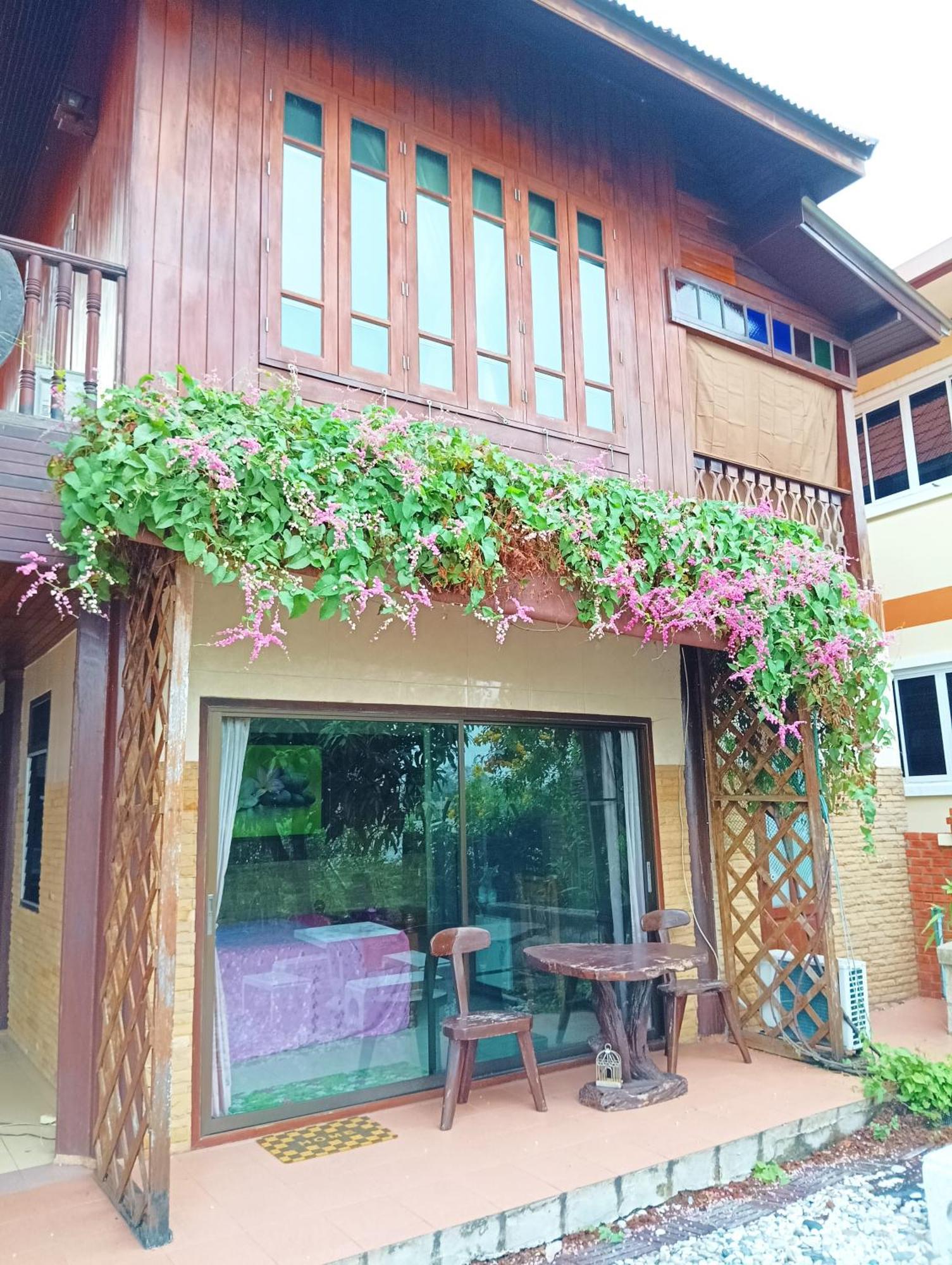 Hidden Holiday House Ban Don Faek Room photo